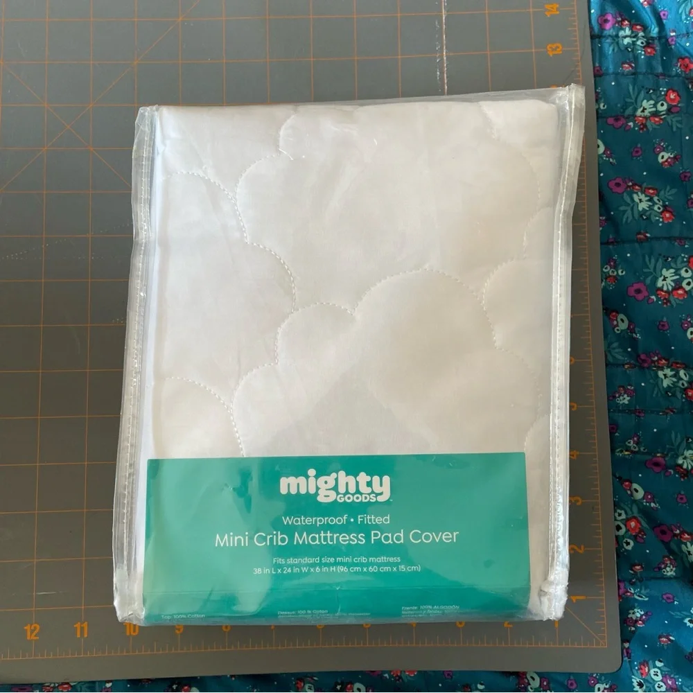White Mini Crib Mattress Pad Cover